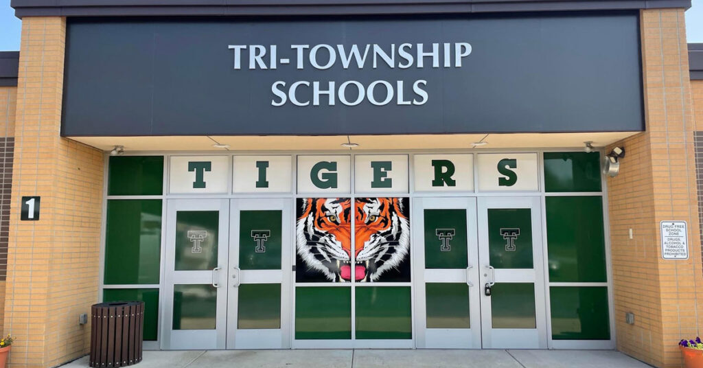 How to Use Vinyl Graphics to Boost School Safety and Aesthetics